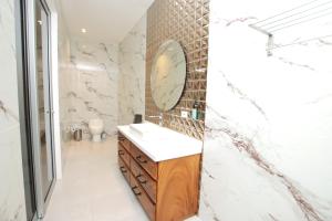 Koupelna v ubytování Hotel Boutique Palma Arena