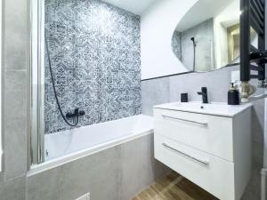 Fotografia z galérie ubytovania Apartament 2 pokoje Sanok Jana Pawła II 41 mieszkania 25 v destinácii Gdansk
