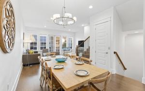 Χώρος καθιστικού στο 287 Lifeguard Loop by Oversee 30A