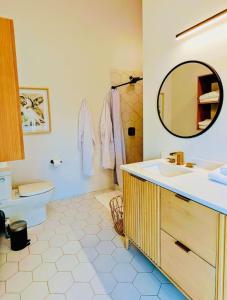 Ένα μπάνιο στο Oyster Creek Chalet 2