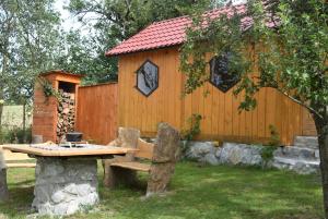 Kebun di luar Apidomek Medový ráj