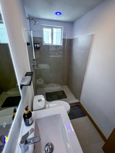 Koupelna v ubytování Luxury Condo at Viva Jaco Residence