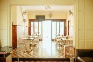 Posezení v ubytování Hotel Las Palmeras