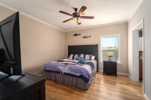 Imagem da galeria de Tarpon Canal em Key West