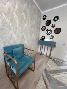 Posezení v ubytování Люкс квартира гостиничного типа центр города Жана Кала