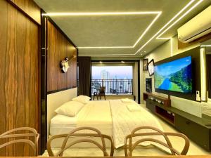 Et tv og/eller underholdning på Luxury Collection Studio Hard Rock Cafe