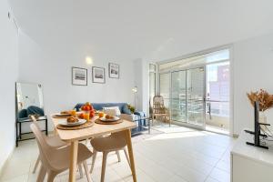 Posezení v ubytování Pool&Beach Apartment Calafell by VM Group