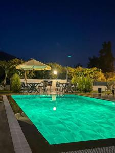 Πισίνα στο ή κοντά στο Kemer Plumeria Villas C1