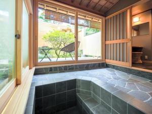 Fotografie z fotogalerie ubytování Arai Ryokan v destinaci Izu