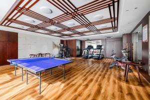 Stolní tenis v ubytování 丽呈東谷酒店保定客运中心店 nebo okolí