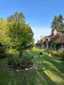 Zahrada ubytování Chambre suite privée à 10km de Chambord et Cheverny
