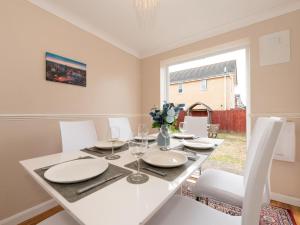 Fotografie z fotogalerie ubytování 4 Bed House in Greater London Parking - Pass the Keys v Londýně