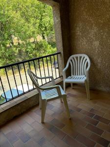Balkón alebo terasa v ubytovaní Appartement - les jardins de Cybèle - Gréoux-Les-Bains