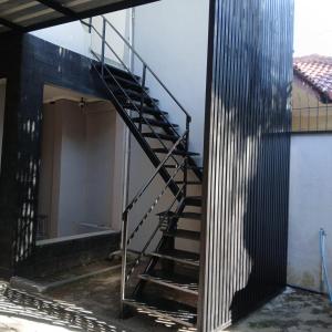 Φωτογραφία από το άλμπουμ του Jhouse in center of Salatiga City σε Salatiga