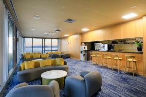 Köök või kööginurk majutusasutuses Ocean View Hiromi SPA Hotel温泉と絶景の宿