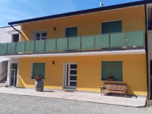 Budova, v ktorej sa apartmán nachádza