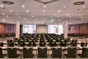Zona business o sala conferenze di Ramada by Wyndham Dresden
