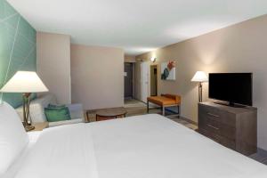 Letto o letti in una camera di Comfort Inn & Suites Boulder
