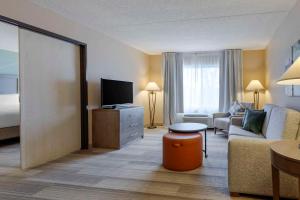 TV o dispositivi per l'intrattenimento presso Comfort Inn & Suites Boulder