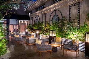 Ресторан / где поесть в The Plaza Doha, LXR Hotels & Resorts