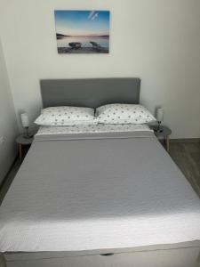 Postel nebo postele na pokoji v ubytování Room Sleep & Fly