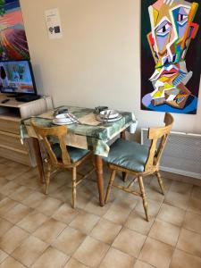 Fotografia z galérie ubytovania Appartement - les jardins de Cybèle - Gréoux-Les-Bains v destinácii Gréoux-les-Bains