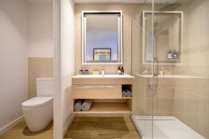 INNSiDE by Meliá Madrid Valdebebas的一间浴室