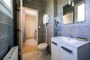 Galeriebild der Unterkunft Hôtel de La Beauronne in Chancelade