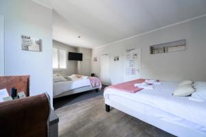 Galeriebild der Unterkunft Hôtel de La Beauronne in Chancelade