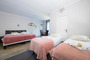 Galeriebild der Unterkunft Hôtel de La Beauronne in Chancelade