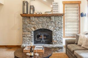 Gallery image of Lodges 1156 in Mammoth Lakes