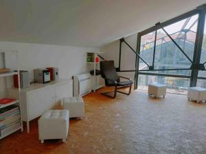 Φωτογραφία από το άλμπουμ του Loft avec Piscine Intérieure et Jardin σε Melun +18 φωτογραφίες