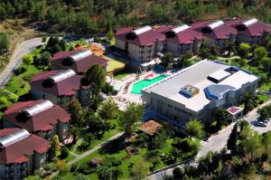 Bazén v ubytování Pam Thermal Hotel Clinic & Spa nebo v jeho okolí