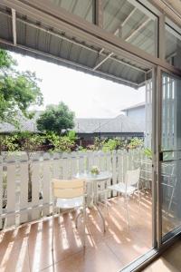 Balkón nebo terasa v ubytování Little Home Ao Nang