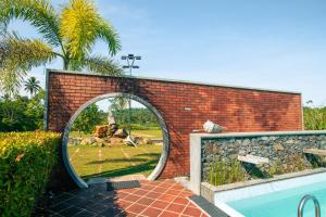 Bassein majutusasutuses Sueen Nature Resort või selle lähedal