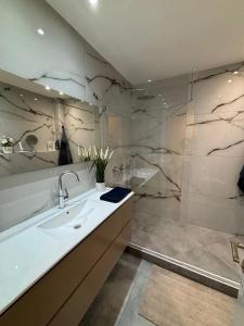 Phòng tắm tại Sea Sun Sport