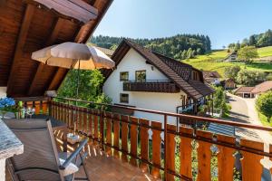 Nespecifikovaný výhled na hory nebo výhled na hory při pohledu z apartmánu