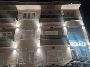 Fotografie z fotogalerie ubytování House Villa Roza v Tučepi