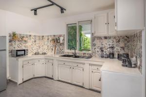 Nhà bếp/bếp nhỏ tại Villa Diané