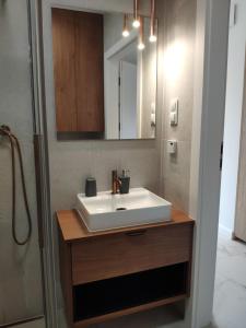 Koupelna v ubytování Augustów BRYZA Apartament z widokiem na jezioro Necko