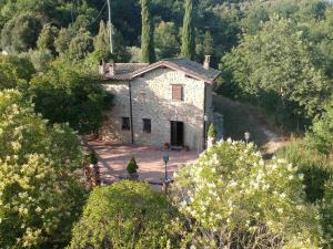 The building in which the holiday home is located