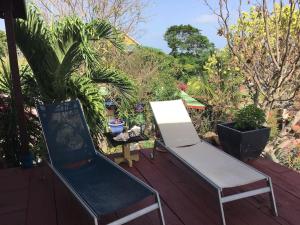 Ogród w obiekcie NEW- Rodney Bay two bedrooms BEST VIEW 6