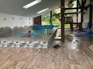 Bazén v ubytování Apartmán Stanka 002 nebo v jeho okolí