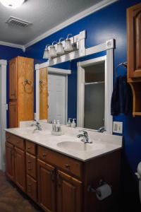 Et badeværelse på Lake Placid Retreat