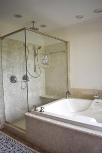 Et badeværelse på Lake Placid Retreat