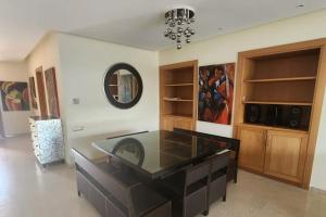 Χώρος καθιστικού στο Villa Oasis de luxe, à Bouznika