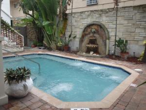 Gallery image of Courtyard Villa Hotel in Fort Lauderdale
