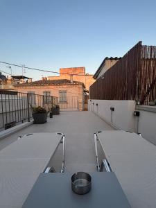 Φωτογραφία από το άλμπουμ του Kazarma Central Suites - Apartment Complex στην Αίγινα Πόλη +50 φωτογραφίες