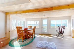 Φωτογραφία από το άλμπουμ του Seaside Serenity σε Τρέντον