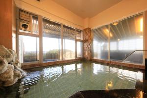 Bassein majutusasutuses Ocean View Hiromi SPA Hotel温泉と絶景の宿 või selle lähedal